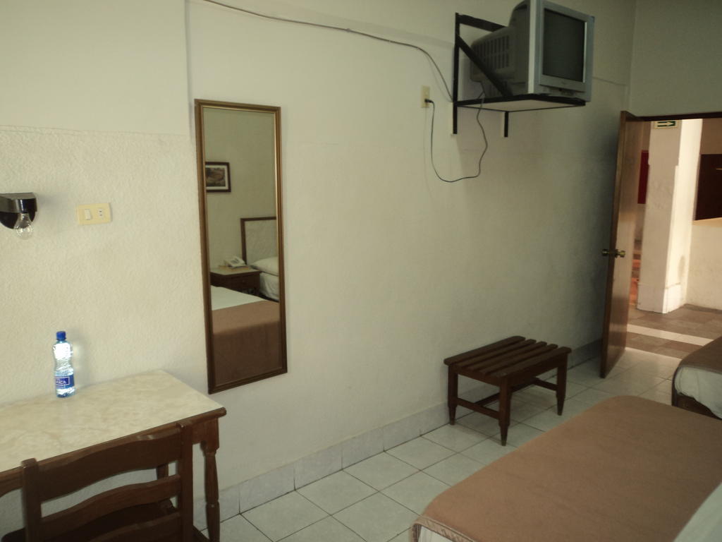 Hotel Kuraica Ciudad Obregón Rum bild